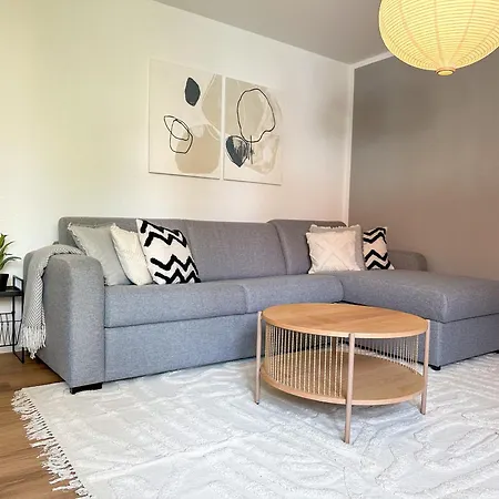 Im Herzen Der Altstadt - Naehe Stuttgart *