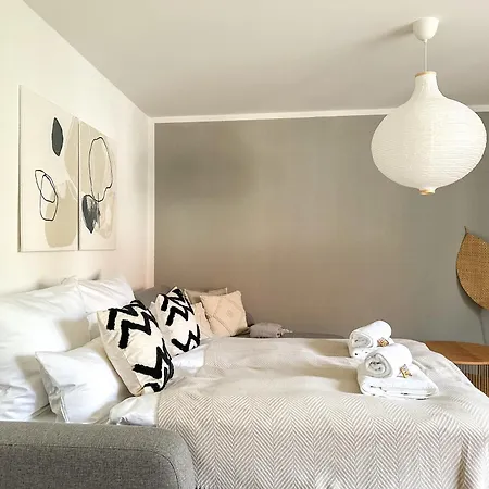 Appartamento Im Herzen Der Altstadt - Naehe Stuttgart
